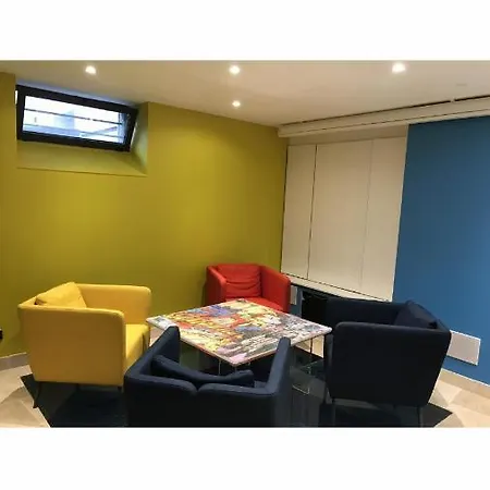 De Gamme Jacuzzi Sauna * 클레르몽페랑