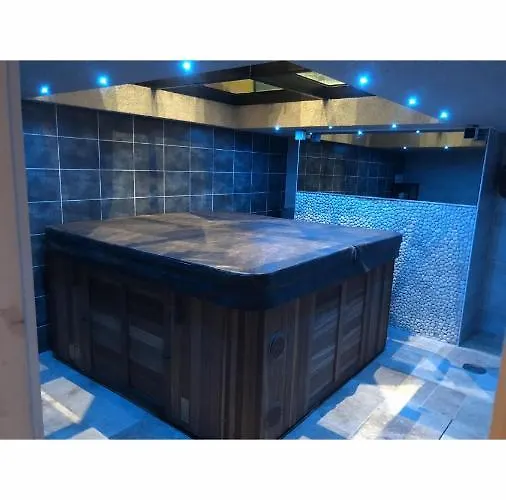 De Gamme Jacuzzi Sauna Σπίτι διακοπών *